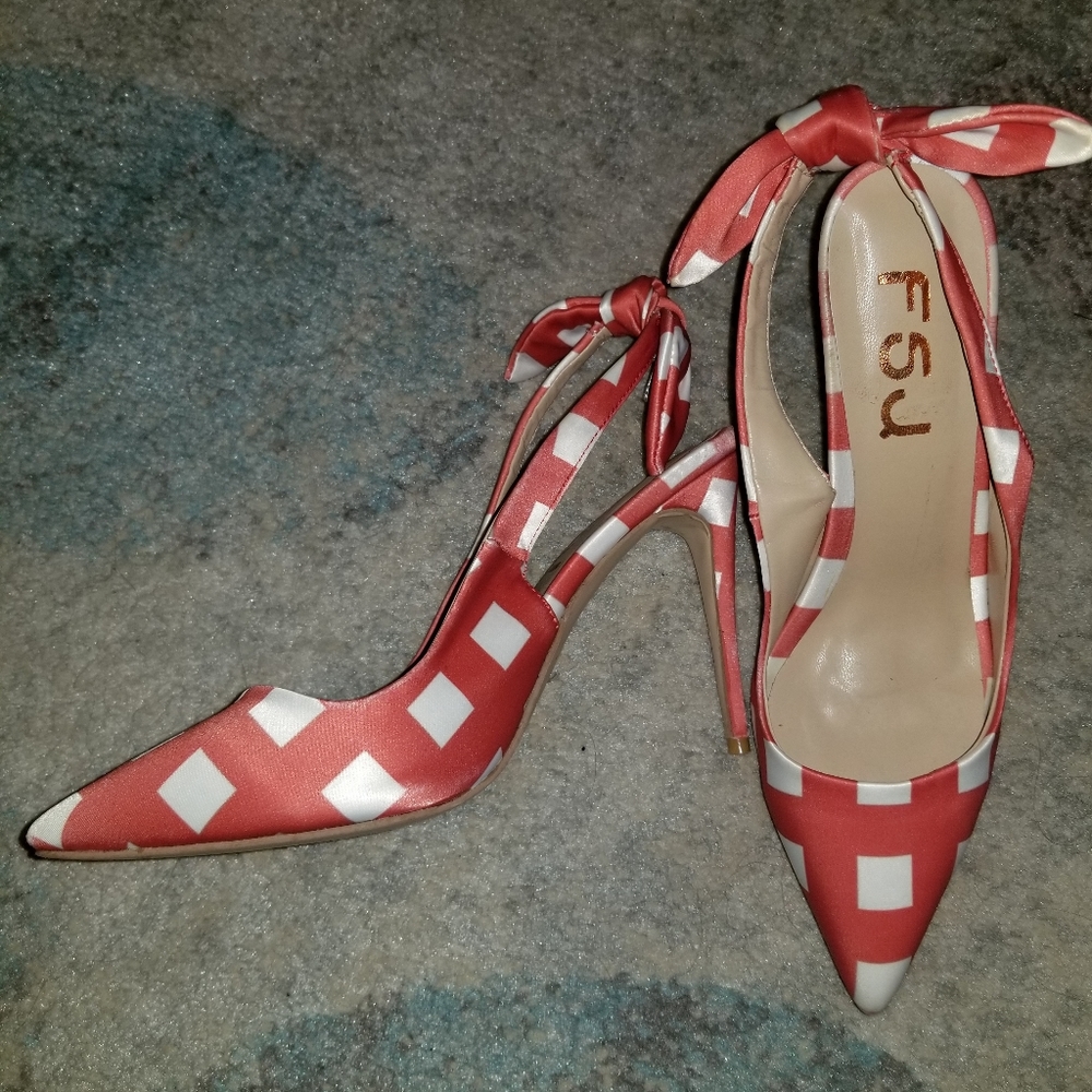 FSJ Coral & White Stiletto